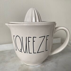 Rae Dunn Cream Squeeze Juicer
